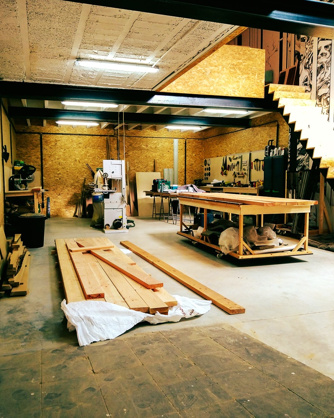 Where the magic happens!✨

#touchwoodoutdoorlounges #circulair #modulair #lounge #outdoorlivingspace #madeinbelgium #outdoorlounge #loungeset